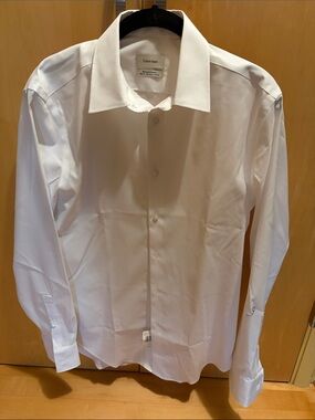 NWT Calvin Klein Men’s White Dress Shirt - Point Collar